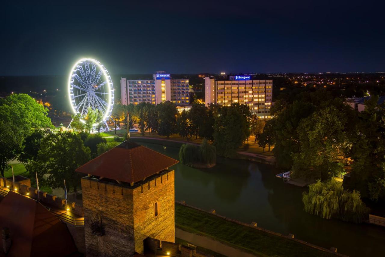 Hunguest Hotel Дьюла Экстерьер фото